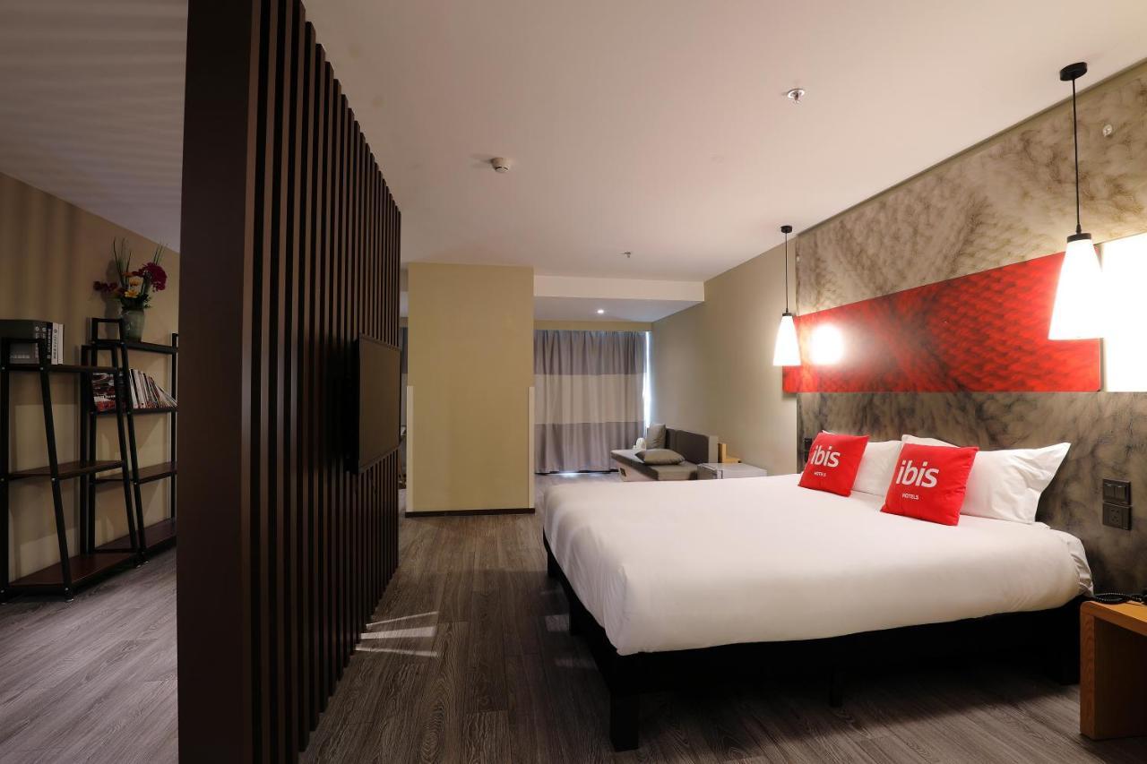 Ibis Dujiangyan Hotel Чънду Екстериор снимка