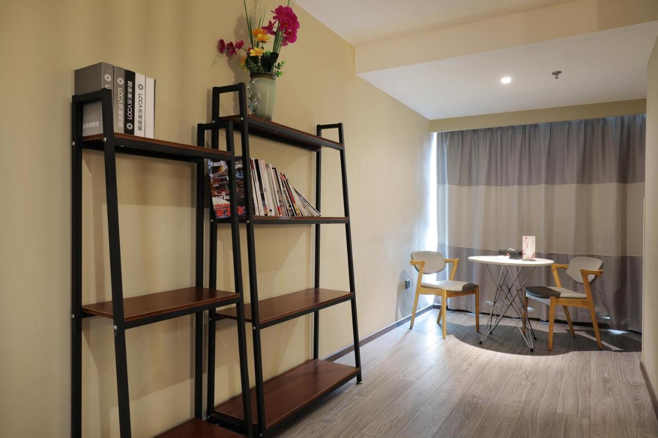 Ibis Dujiangyan Hotel Чънду Екстериор снимка
