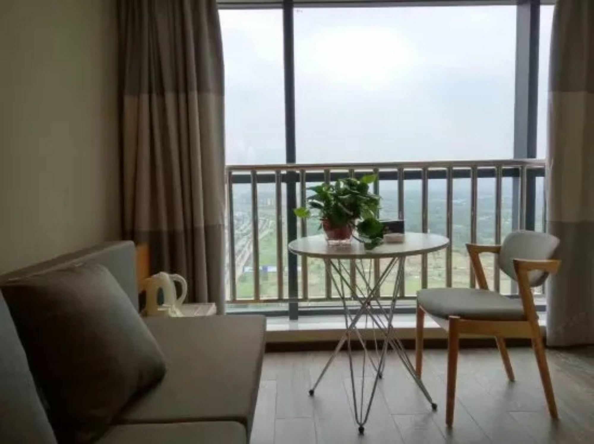 Ibis Dujiangyan Hotel Чънду Екстериор снимка